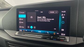 2025 Volkswagen TSI eHybrid 19.7kWh C20 Commerce Pro Cargo Flexible Crew Van DSG LWB Euro 6 6-door (Grey) - Image: 22