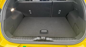 2025 Ford Standard Range 43kWh Premium Auto 5-door (Yellow) - Image: 21