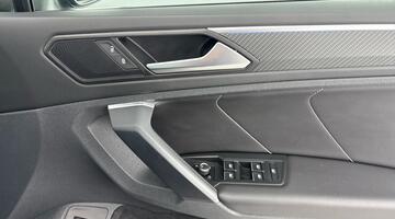 2023 Volkswagen TSI R-Line DSG Euro 6 5-door (Blue) - Image: 20