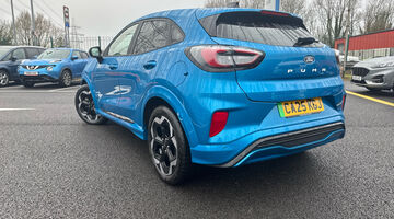 2025 Ford Standard Range 43kWh Premium Auto 5-door (Blue) - Image: 32