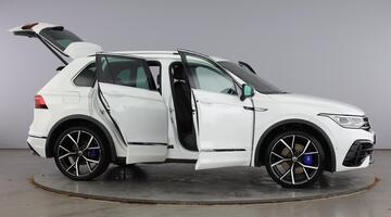 2022 Volkswagen 2.0 TSI R DSG 4Motion Euro 6 5-door (White) - Image: 10
