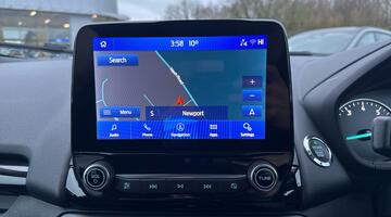 2022 Ford 1.0T EcoBoost Titanium Euro 6 5-door (White) - Image: 12