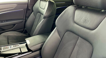 2025 Audi 2.0 TFSIe 50 Black Edition S Tronic quattro Euro 6 4-door 17.9kWh (Grey) - Image: 38