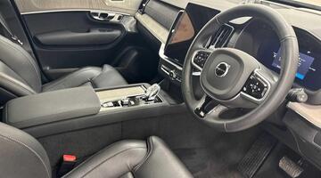 2025 Volvo 2.0 T8 18.8kWh Ultra Dark Auto 4WD Euro 6 5-door (Silver) - Image: 9