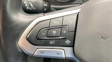 2023 Volkswagen 2.0 TDI T30 Highline FWD SWB Euro 6 5-door (Blue) - Image: 29