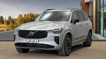 2025 Volvo 2.0 T8 18.8kWh Ultra Dark Auto 4WD Euro 6 5-door (Silver) - Image: 7