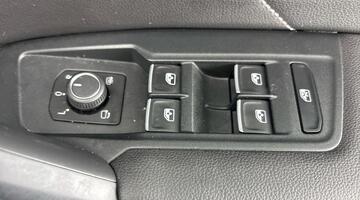 2023 Volkswagen 2.0 TDI R-Line DSG Euro 6 5-door (Grey) - Image: 24