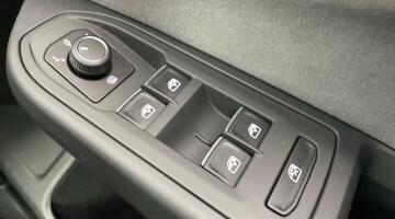 2024 Volkswagen 2.0 TDI R-Line DSG Euro 6 5-door (Blue) - Image: 19