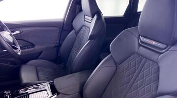 2025 Audi 100kWh Edition 1 Auto quattro 5-door (White) - Image: 42