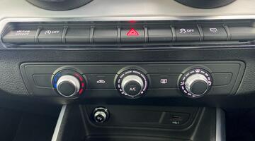 2022 Audi TFSI CoD 35 Black Edition Euro 6 5-door (Blue) - Image: 15