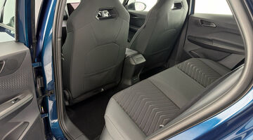 2025 CUPRA E-Boost 59kWh V1 Auto 5-door (Blue) - Image: 35