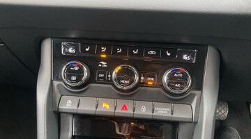 2019 Škoda 1.0 TSI SE L Euro 6 5-door (Blue) - Image: 29