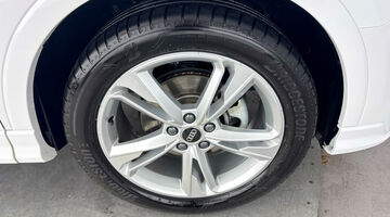 2025 Audi TFSI CoD 35 S line S Tronic Euro 6 5-door (White) - Image: 5