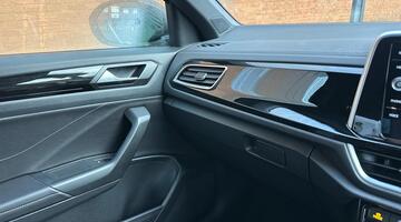 2022 Volkswagen TSI R-Line DSG Euro 6 5-door (Black) - Image: 34