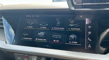 2025 Audi TFSI Carbon Vorsprung S Tronic quattro Euro 6 4-door (White) - Image: 7