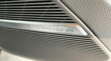 2025 Audi 4.0 TFSI V8 Black Edition Tiptronic quattro Euro 6 5-door (Black) - Image: 23