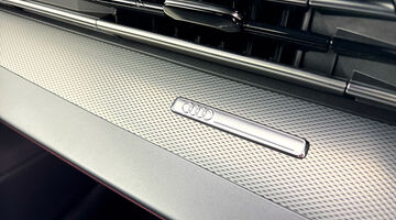 2025 Audi TFSI S line Sportback S Tronic Euro 6 5-door (Blue) - Image: 29