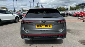 2025 Volkswagen ETSI MHEV R-Line DSG Euro 6 5-door (Grey) - Image: 9