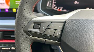 2025 SEAT 1.0 TSI FR Black Edition Euro 6 5-door (Grey) - Image: 21