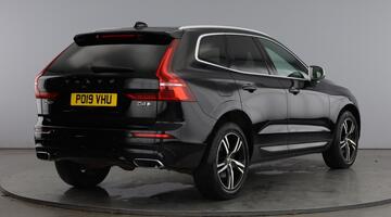 2019 Volvo 2.0 D4 R-Design Auto Euro 6 5-door (Black) - Image: 15