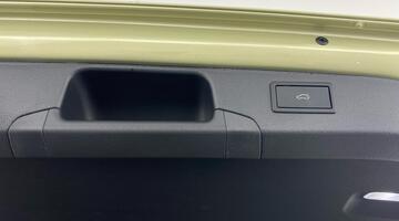 2025 Škoda 2.0 TDI SE L DSG Euro 6 5-door (Yellow) - Image: 39