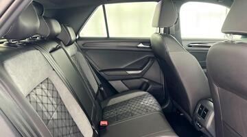 2022 Volkswagen TSI R-Line DSG Euro 6 5-door (White) - Image: 26