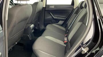 2022 Volkswagen 1.0 TSI Life Euro 6 5-door (Black) - Image: 32