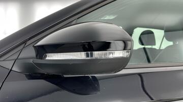 2025 Volkswagen 1.0 TSI Black Edition Euro 6 5-door (Black) - Image: 34