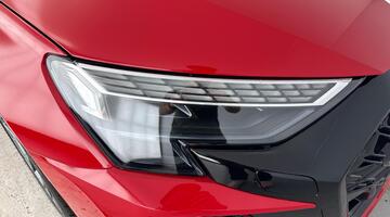 2025 Audi TFSI Carbon Black S Tronic quattro Euro 6 4-door (Red) - Image: 41