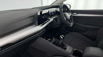 2023 Volkswagen TSI Life Euro 6 5-door (Blue) - Image: 2