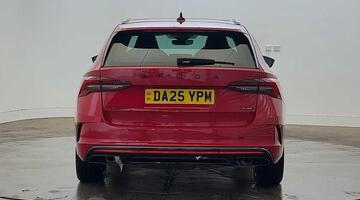 2025 Škoda 2.0 TSI vRS DSG Euro 6 5-door (Red) - Image: 8