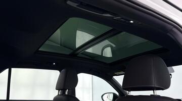 2022 Volkswagen TSI R-Line DSG Euro 6 5-door (White) - Image: 28