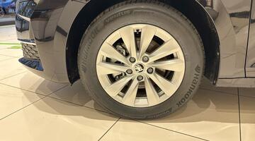 2024 Škoda TSI ACT SE Technology Euro 6 5-door (Black) - Image: 23