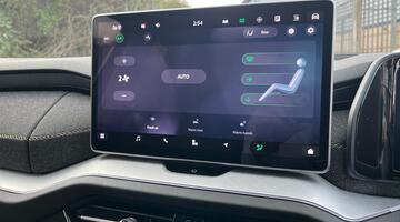 2025 Škoda TSI iV 25.7kWh SE DSG Euro 6 5-door (5 Seat) (Grey) - Image: 65