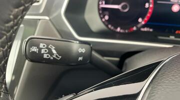 2018 Volkswagen 2.0 TDI SEL 4Motion Euro 6 5-door (Blue) - Image: 25