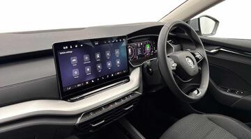 2025 Škoda TSI e-TEC MHEV ACT SE Technology DSG Euro 6 5-door (Silver) - Image: 2