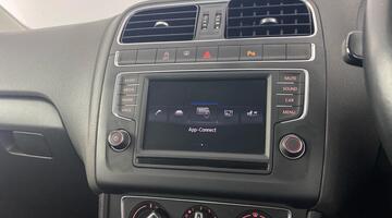 2017 Volkswagen TSI BlueMotion Tech Match Edition Euro 6 3-door (Black) - Image: 18