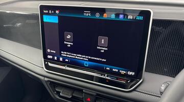 2025 Volkswagen 2.0 TDI Match DSG Euro 6 5-door (Black) - Image: 26