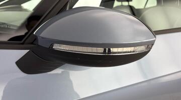 2021 Volkswagen Pro Performance 58kWh Tech Auto 5-door (Blue) - Image: 36