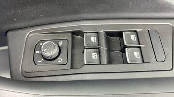 2025 Volkswagen TSI R-Line DSG 2WD Euro 6 2-door (Blue) - Image: 19