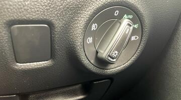 2023 Škoda 2.0 TDI SE L DSG Euro 6 5-door (Blue) - Image: 25