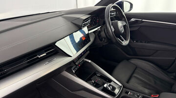 2021 Audi TFSI 35 S line Sportback S Tronic Euro 6 5-door (Blue) - Image: 2