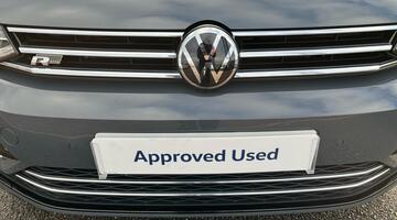 2025 Volkswagen TSI EVO R-Line DSG Euro 6 5-door (Grey) - Image: 46