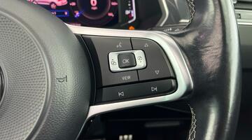 2019 Volkswagen 2.0 TDI R-Line Tech DSG 4Motion Euro 6 5-door (Grey) - Image: 21