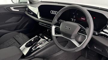 2025 Audi 2.0 e-hybrid5.9kWh Technik Saloon S Tronic quattro Euro 6 5-door (White) - Image: 6
