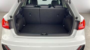2025 Audi 1.0 TFSI 30 S line Sportback S Tronic Euro 6 5-door (White) - Image: 28