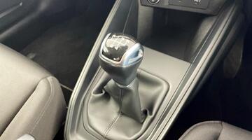 2022 Audi 1.0 TFSI 25 Technik Sportback Euro 6 5-door (White) - Image: 14