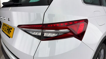 2022 Škoda TSI ACT SE L Executive DSG Euro 6 5-door (7 Seat) (White) - Image: 32