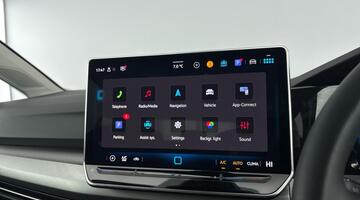 2025 Volkswagen ETSI MHEV Match DSG Euro 6 5-door (Grey) - Image: 18