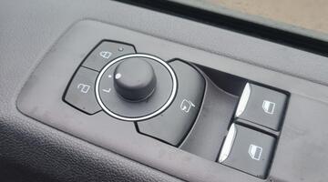 2026 Ford 320 Duratec 11.8kWh Limited Crew Van Auto Euro 6 5-door (Grey) - Image: 11